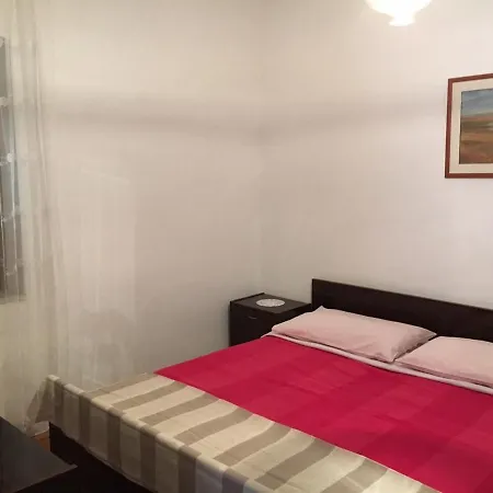 Apartment With A Parking Space Vlasici, Pag - 4140 Povljana