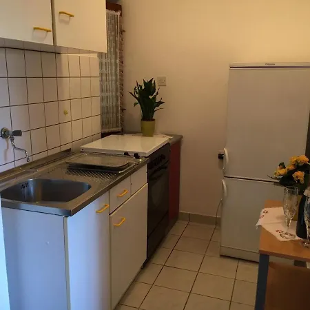 Apartment With A Parking Space Vlasici, Pag - 4140 Povljana